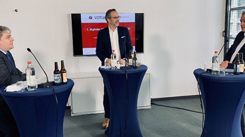 Polittalk-Podium-2021-VOTUM