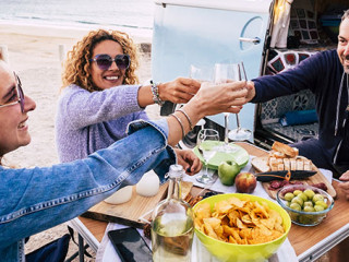 Camper-283831657-AS-simona