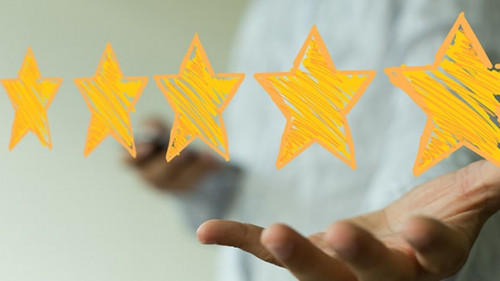 Sterne-Hand-180635215-AS-vegefox-com