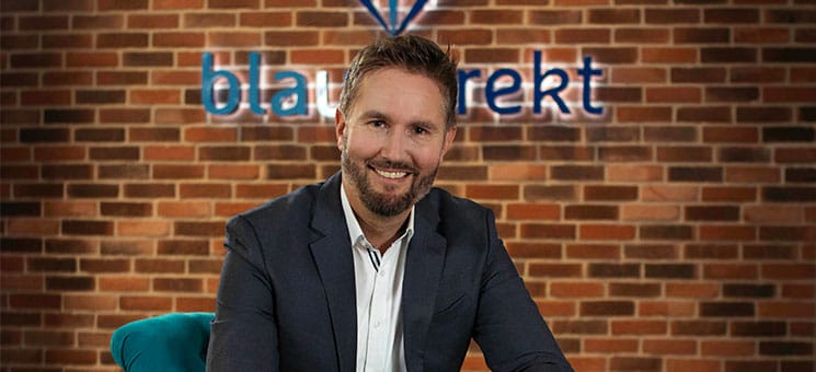 Torsten-Labbow-2021-blau-direkt