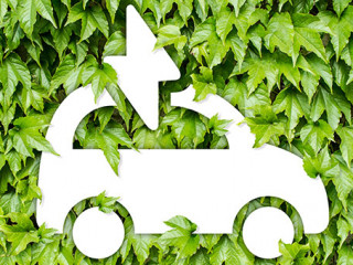 E-Auto-Hecke-353061608-AS-leonavt