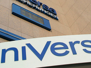 Hauptsitz-2021-universa