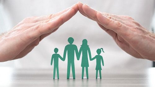 Haende-Familie-290215289-AS-thodonal