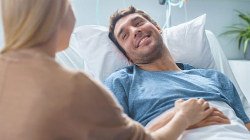 Frau-Patient-225040911-AS-Gorodenkoff