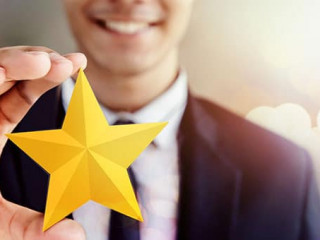 Anzugtraeger-Stern-198703329-AS-blacksalmon