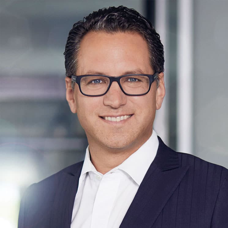 Dr-Sebastian-Grabmaier-2021-JDC-Group