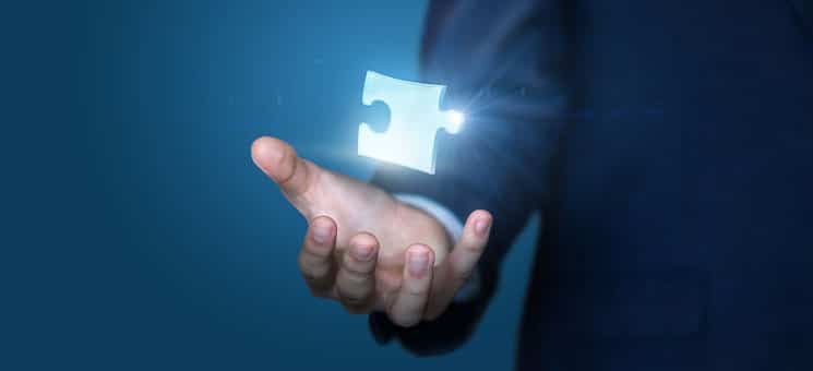 Anzugtraeger-Puzzleteil-128749345-AS-natali-mis