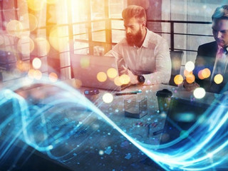 Anzugtraeger-digital-327286891-AS-alphaspirit