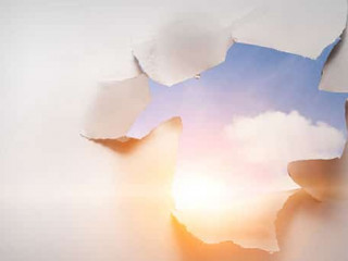 Tapete-Riss-Sonne-294553399-AS-Sergey-Nivens