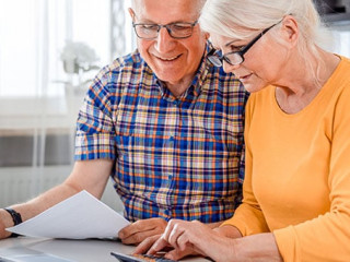 Senioren-Laptop-278538636-AS-leszekglasner