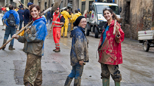 Hochwasser-Helfer-53243135-AS-Enrico-Di-Cino