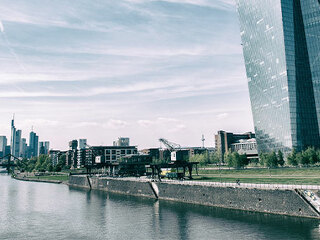 Frankfurt-EZB-2251537-PB-ProfessionalPhoto