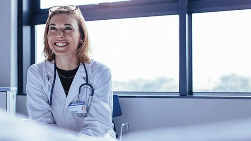 Aerztin-170542456-AS-Jacob-Lund