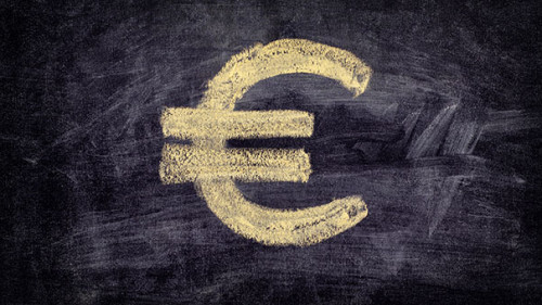 Tafel-Euro-110521631-AS-Stepan-Popov