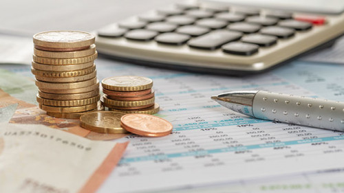 Geld-Taschenrechner-296717897-AS-Zerbor