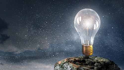 Gluehbirne-182668552-FO-Sergey-Nivens