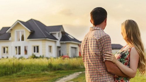 Haus-Paar-121091409-FO-Smole