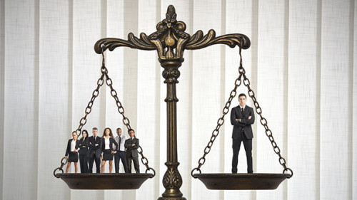 Waage-Anzugtraeger-54705368-FO-alphaspirit