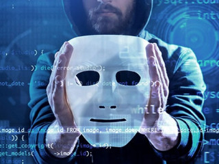 Haecker-Maske-Code-192900757-FO-Africa-Studio