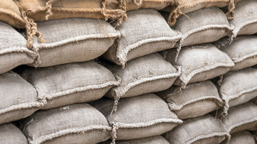 Sandsaecke-113427763-AS-kelifamily