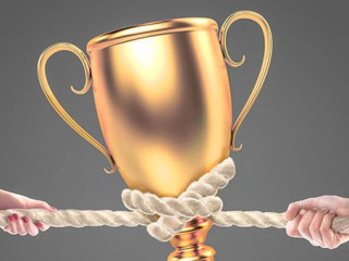 Haende-Seil-Pokal-95961063-FO-Vitte-Yevhen