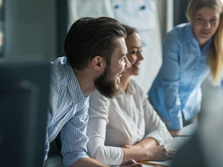 Colleagues brainstorming together