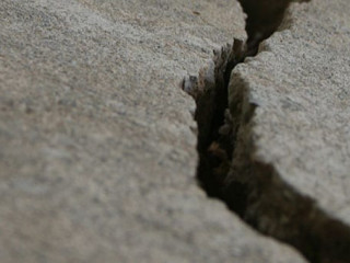 crack in foundation