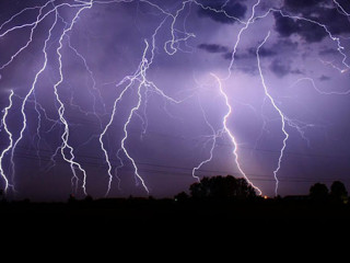 Gewitter-326191234-AS-Piotr-Krzeslak