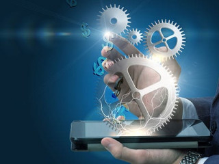 Anzugtraeger-Smartphone-Zahnraeder-Dollar-181810352-FO-natali-mis