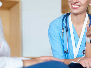 Aerztin_Clipboard-329760632-AS-lenets_tan