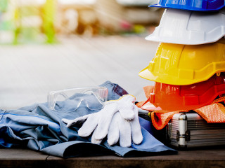 Schutzausruestung_239714319-AS-Raperaat