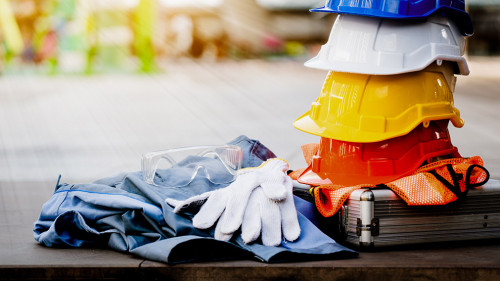 Schutzausruestung_239714319-AS-Raperaat