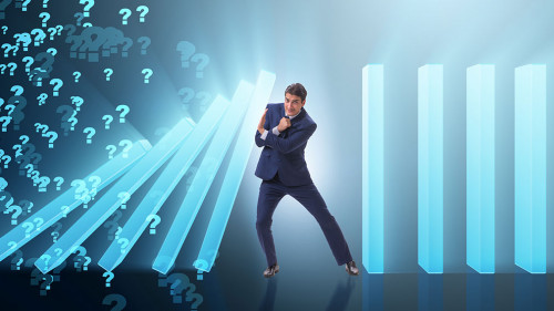 Anzugtraeger-Fragezeichen-Dominos-180443650-AS-Elnur