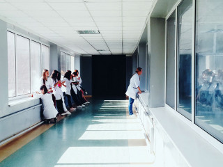 Krankenhaus-2607295-PB-StockSnap