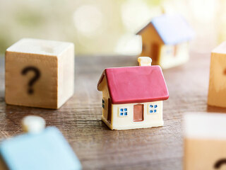 buy or rent real estate ,looking for new, right home concept wit