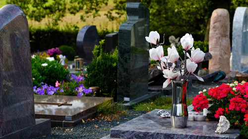 Friedhof-3683272-PB-congerdesign