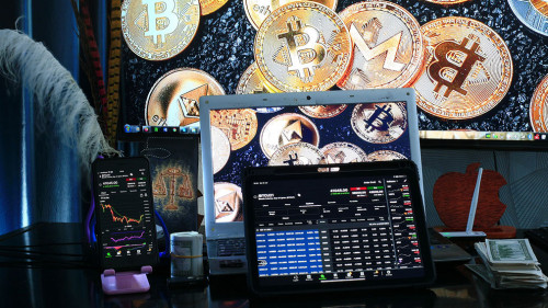 Krypto-Trading-6531134-PB-sergeitokmakov