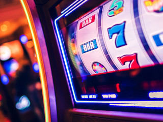 Slot Machine Rolling Drums