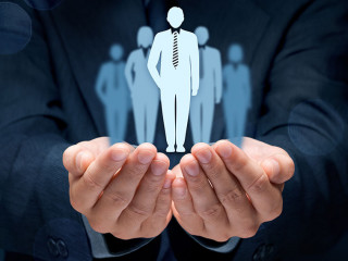 Influencer and opinion leader