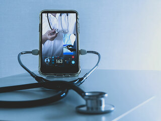 Telemedicine concept,Medical Doctor online communicating the pat