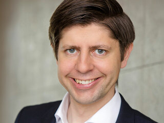 Dr-Ulrich-Seubert-2022-MV