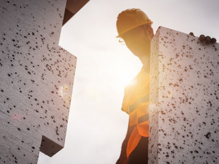 Polystyrene thermal cladding for energy saving on a construction site