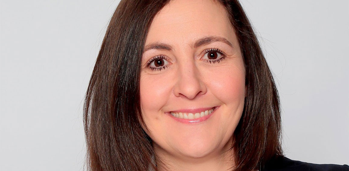Nadine-Kuegler-2022-Aon