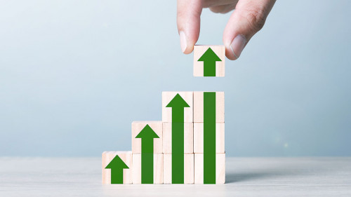 Wood block cubic stacking step up with Green Arrow Blue Tone. Bu