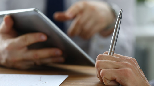 Biz meeting in office