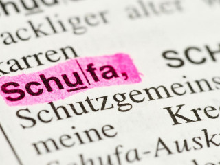 Schufa rot markiert