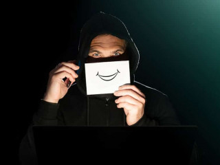 Cyber fraudster telephoning his victim and hiding behind a pleas