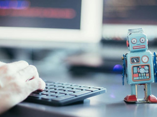 Chatbot / Socialbot / Künstliche Intelligenz / Algorithmen: Ble