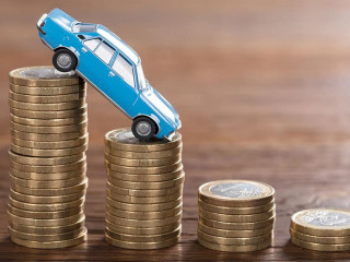 Car Model Over A Stacked Coin