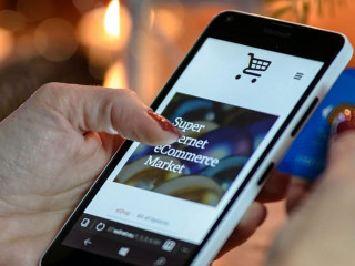 Haende-Smartphone-230544-PX-PhotoMIX-Company